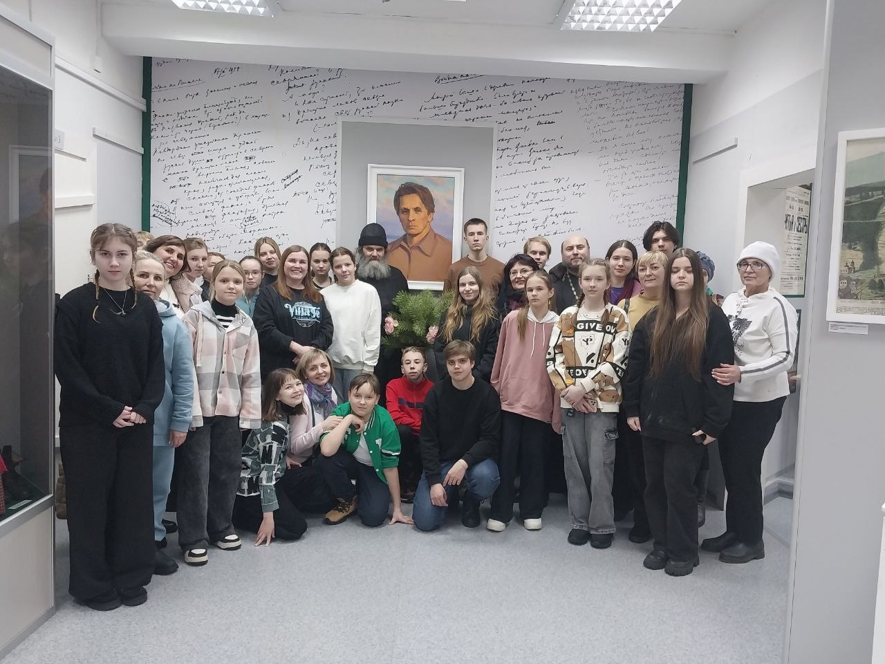 Северодвинские школьники посетители Верколу – родину писателя Фёдора Абрамова.