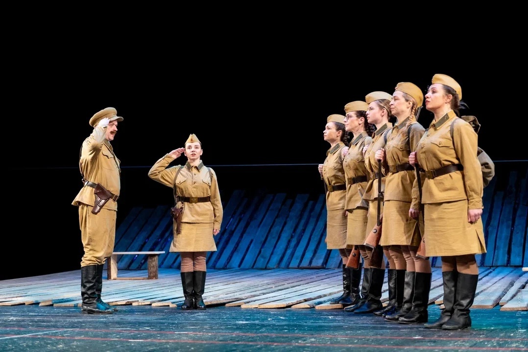 «А зори здесь тихие...».