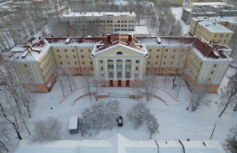 Северодвинская больница оснастилась современным оборудованием для реабилитации пациентов.