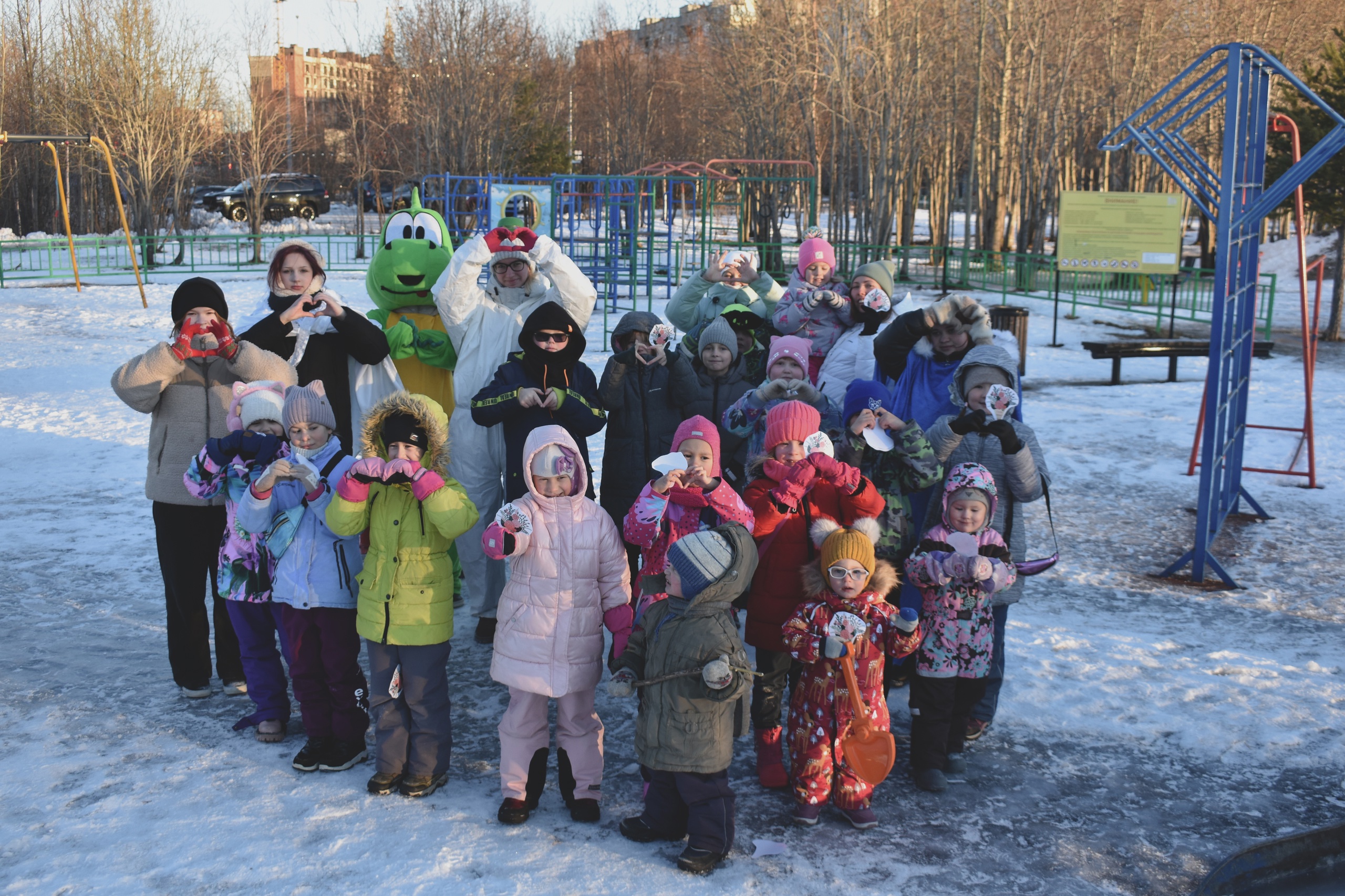 «Научи меня играть»: в новогодние каникулы встречаемся во дворе!.