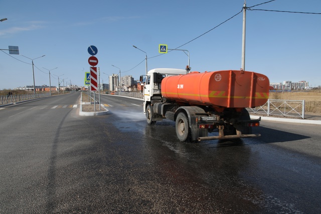 За чистоту города отвечают местные предприниматели.