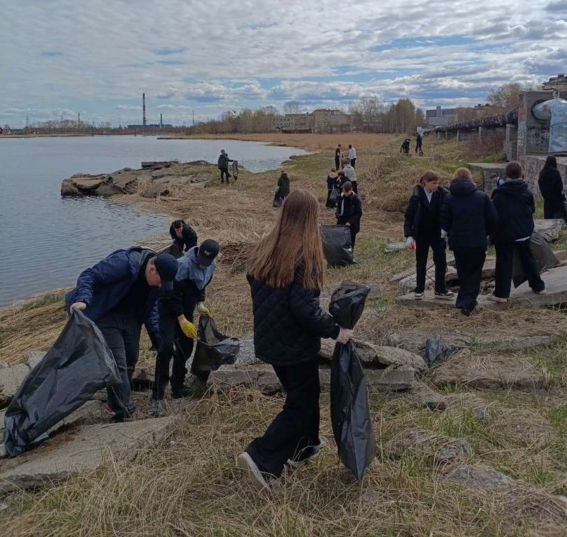 Ягринские школьники поддержали Всероссийскую акцию «Вода России».