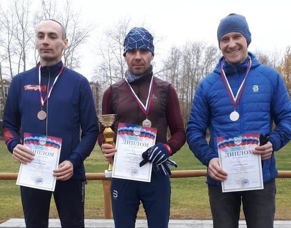 Северодвинец выиграл областной чемпионат по полиатлону. Северодвинец выиграл областной чемпионат по полиатлону.