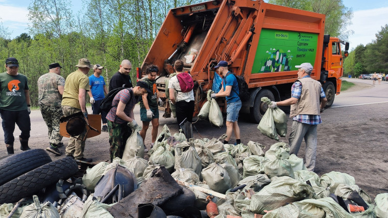 ОЗЯБ: стартовал сезон больших уборок в Ягринском бору. ОЗЯБ: стартовал сезон больших уборок в Ягринском бору.