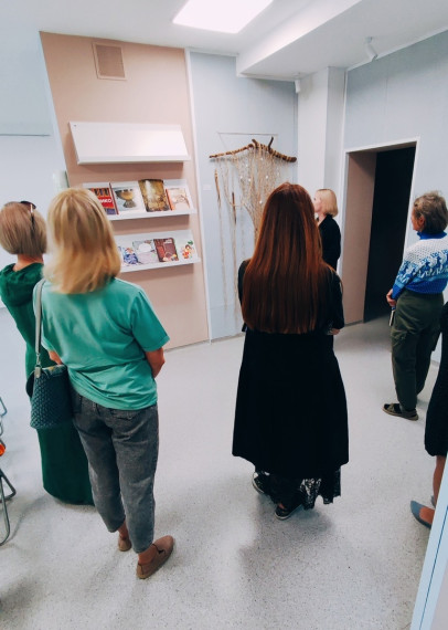 В «Книжной гавани» открылась выставка «Родные нити». В «Книжной гавани» открылась выставка «Родные нити».
