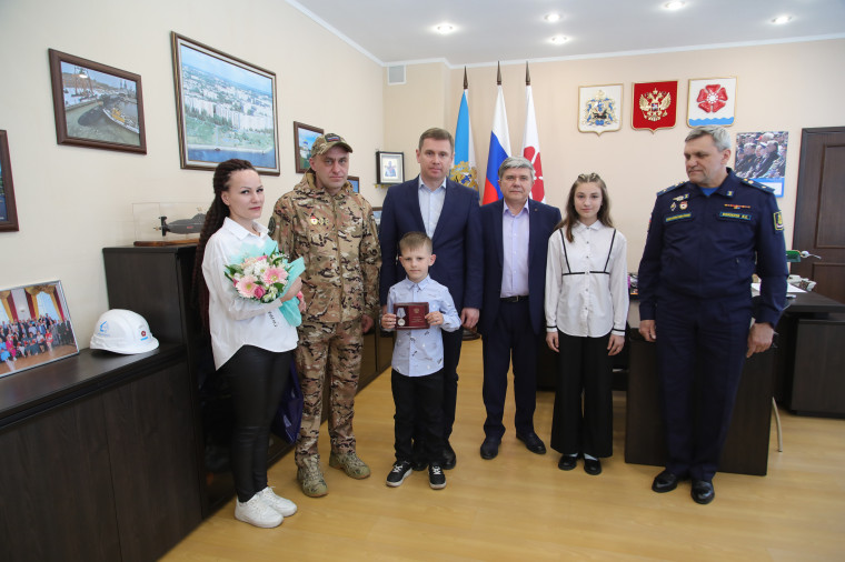 «Наш папа – герой!». «Наш папа – герой!».